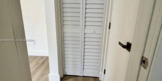 833 W 39th St Gallery 8