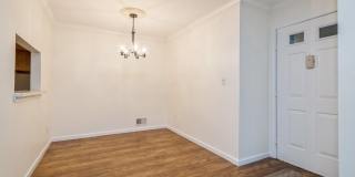 101 QUINCE Court Gallery 10