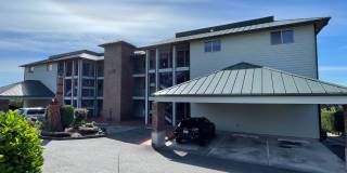 Beautiful Condo with Amazing View of the Harbor! OCCUPANCY LIMIT OF 3 OR LESS Gallery 1