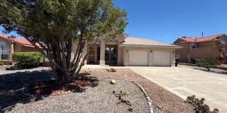 3 Bedroom Single Story Home Available Near Hwy 550 & Idalia Rd in Rio Rancho! Gallery 1