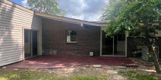 2464 Kensington Dr Gallery 9