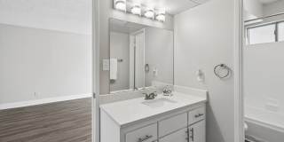 Avia McCormick Ranch Gallery 60