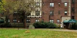 110 Stonelea Stonelea unit: 3B Gallery 2