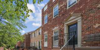 3231 SUTTON Place NW Gallery 1