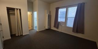 887 Franklin Street Gallery 2