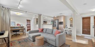 221 13TH AVENUE NE Gallery 34