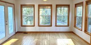 961 Castlewood Drive Gallery 16