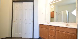 4903 Golden Gate Dr Gallery 25