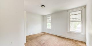 Available August 2026 - Renovated 2 Bedroom Home in Duquesne Heights! Gallery 11