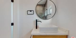 16012 Cantlay St Gallery 20