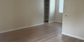 BEADNELL-QUIET UPGRADED CONDO IN GATED COMMUNITY W/ POOL BEADNELL-QUIET UPGRADED CONDO IN GATED COMMUNITY W/ POOL Gallery 8