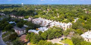 ALAMO HEIGHTS  |  TOWNHOME  |  REMODELED  |  HUGE TERRACE Gallery 43