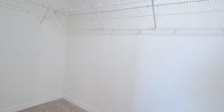 Charming & Modern 4 Bed 2 Bath with Screened Lanai Gallery 10