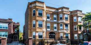 1030 E 47th St Gallery 14