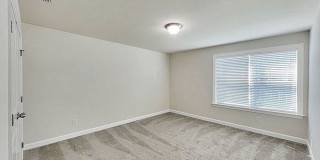 Room in 3 Bedroom Home at Pecan Ridge Dr Gallery 11