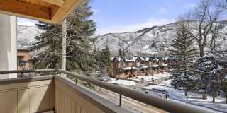 600 E Main Street unit: #310 Gallery 1