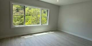 261 Marshall St Gallery 13