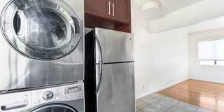 2 bed / 1 bath Apartment in Echo Park is now available - Parking and in-unit laundry! Gallery 4