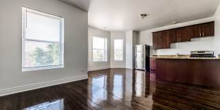 1030 E 47th St Gallery 22