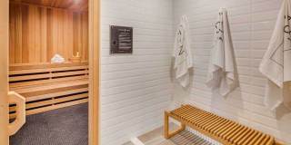 741 N Hudson Ave Gallery 9