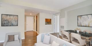 Concord Crystal City Gallery 10