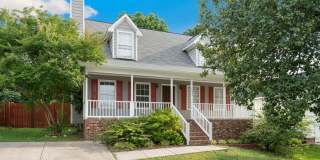 Charming Cape Cod in ideal location! Gallery 1