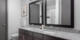 Crest at Park Central Apartments Gallery 23