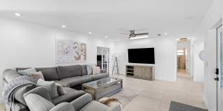 124 Oregon Lane Gallery 12