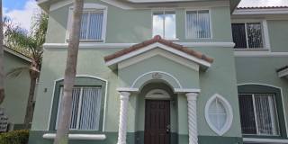 3 Bedroom / 3 Bathroom Townhouse in Keys Cove Gated Community Gallery 1