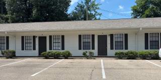 Pine Hill Apartments - Tupelo Gallery 3