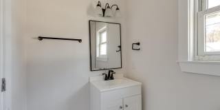 FULLY RENOVATED duplex in East Ridge! Gallery 13