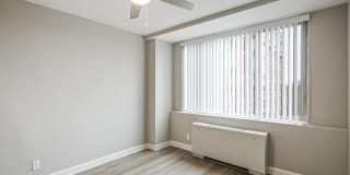 Dominion Plaza Gallery 18