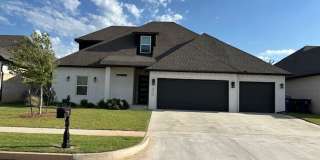 Modern Living in Deer Creek Gallery 1