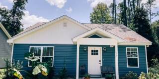 33 Kickapoo Street Gallery 1