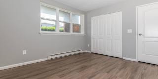 London Square Gallery 28