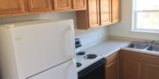 Tower Apartments 1615 Gallery 3