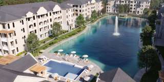 Entrada Paramount Gallery 7