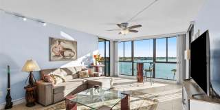 7100 SUNSHINE SKYWAY LANE S Gallery 3
