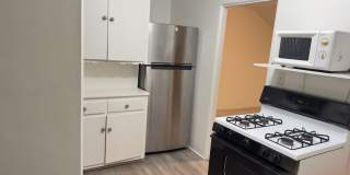 339 North Louise Street Gallery 13