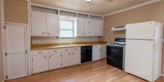 709 East 1st Street Gallery 3