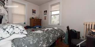 Huge 4 bed in Allston Gallery 7