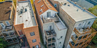 2320 N Southport Ave Gallery 3