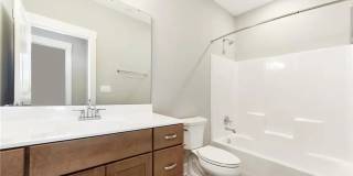 Radiant 3 bed, 2.5 bath home in Peters Township available August 15! Gallery 13