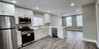 Brand new rehab luxury coach house in Albany Park Gallery 3