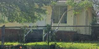 700 Summit Avenue Gallery 1