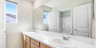 7719 Poppy Gallery 18