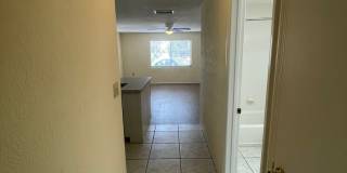 1 bedroom, 1 bathroom end unit condo beachside Gallery 12