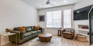 LUXURY 3-BEDROOM TOWNHOUSE AT GRAYSON HOUSE Gallery 15