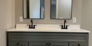 Remodeled Single Level 3 Bed, 2 Bath Home w/ 1 Car Garage Gallery 16
