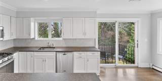 65 E River Road Gallery 3